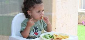 Read more about the article Baby-Led-Weaning: Tipps und Tricks für erfolgreiches selbstständiges Essen